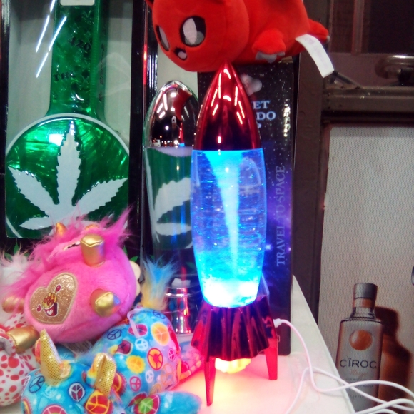 Cool gifts for everyone. Dragon Ball Z shirt ,kormi plush, bass pro hat and more - Picture 7 of 8